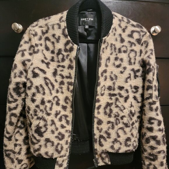 Leopard print jacket - Picture 1 of 3
